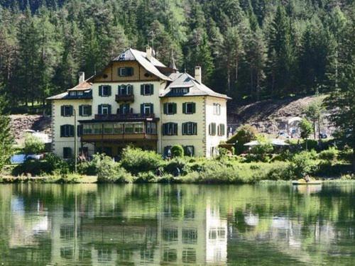 Hotel Baur Am See Доббиако Экстерьер фото